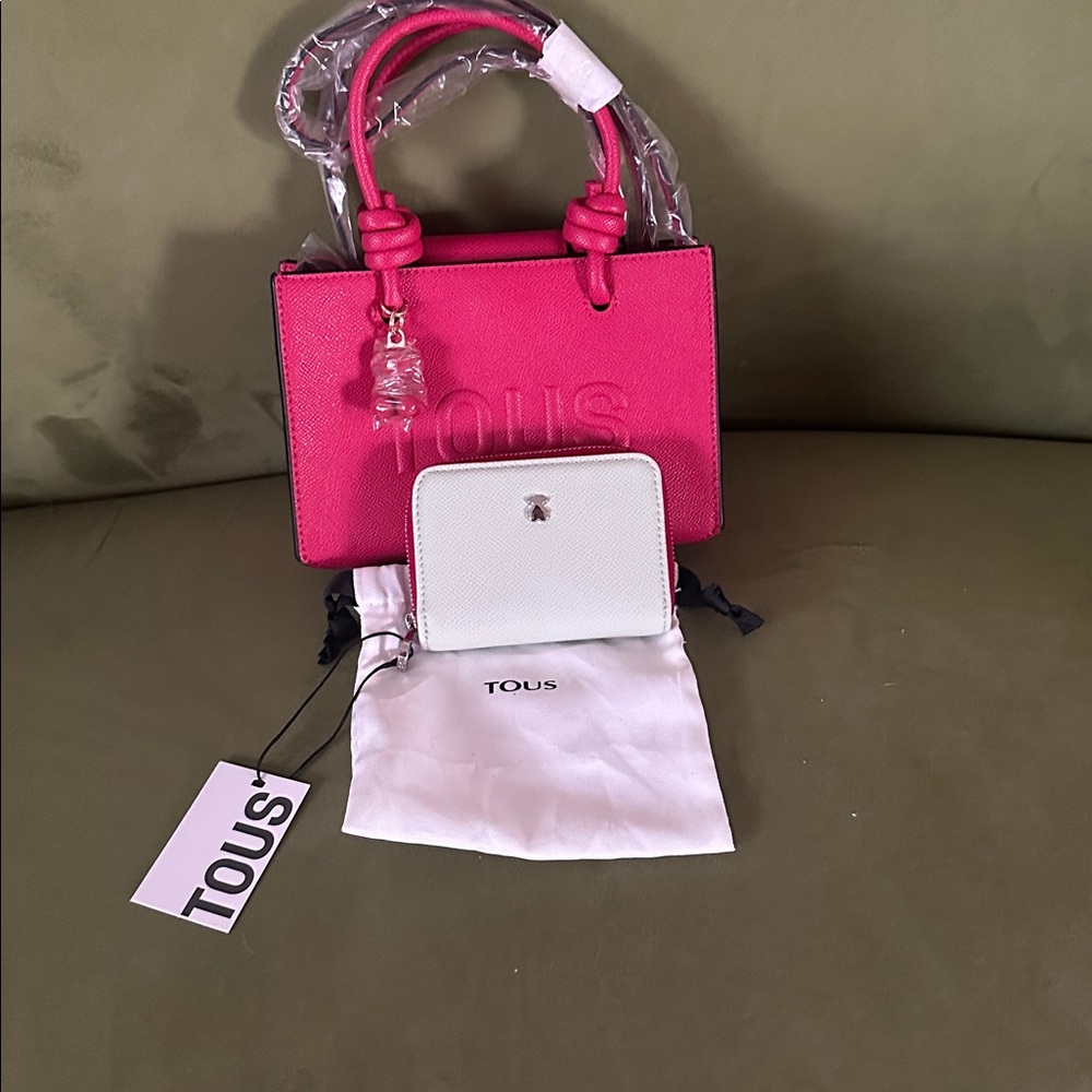 Tous Red/ Fuschia Women's Bag with mint Wallet
